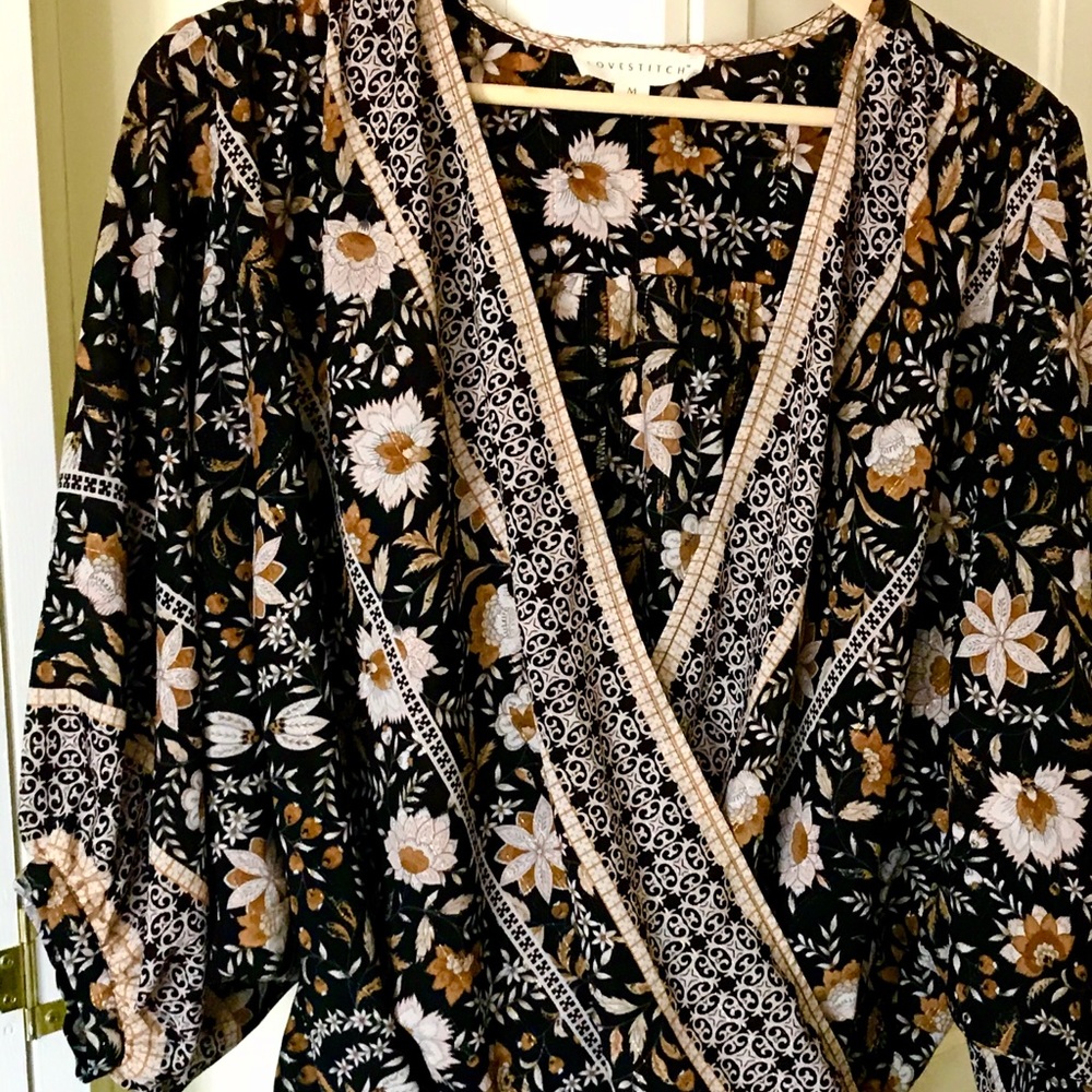 LOVESTItch Boho flower black+tan romantic top